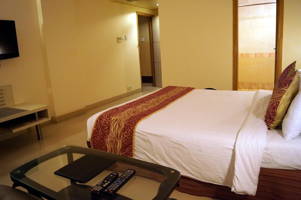 The Grand Solitaire Hyderabad Exterior photo